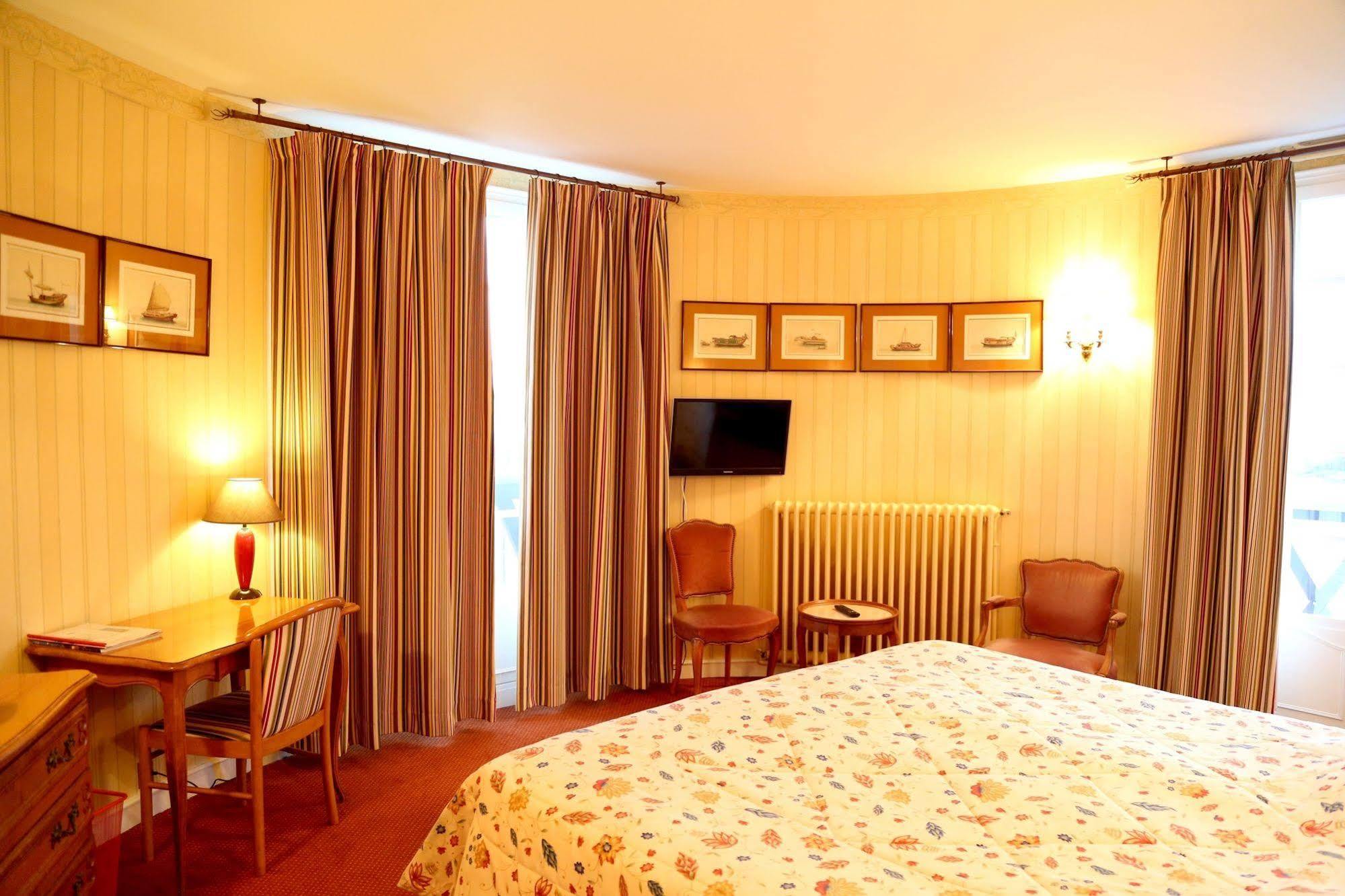 Hostellerie Saint Pierre Экстерьер фото